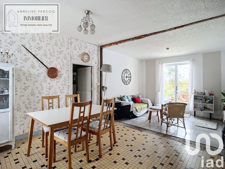 House 5 rooms of 115 m² in Jussy-le-Chaudrier (18140)