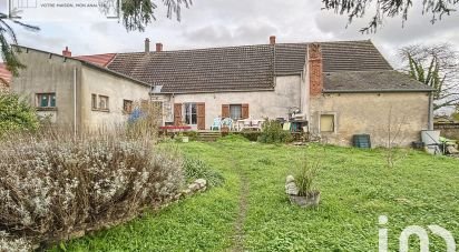 Maison 5 pièces de 115 m² à Jussy-le-Chaudrier (18140)