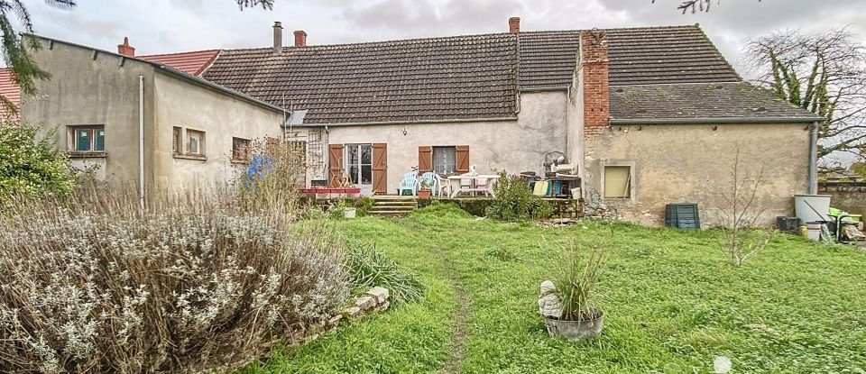 House 5 rooms of 115 m² in Jussy-le-Chaudrier (18140)