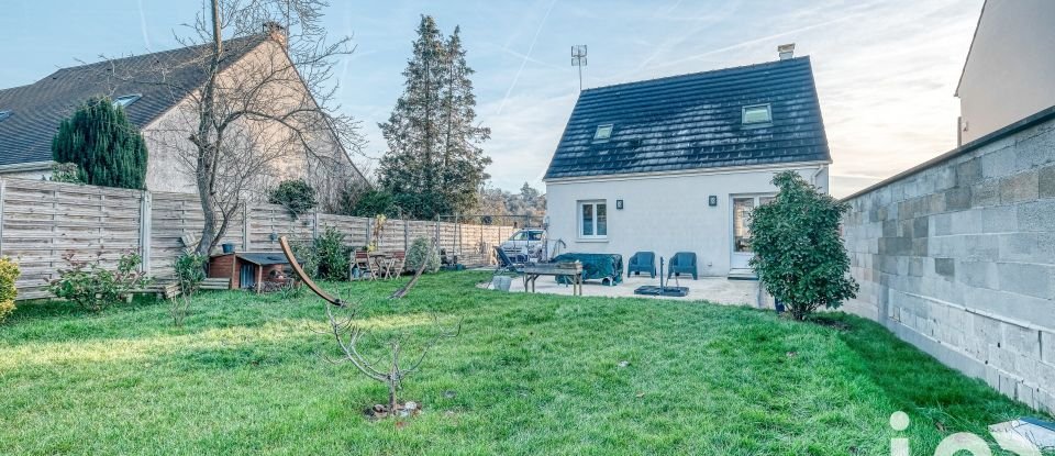 Maison traditionnelle 4 pièces de 74 m² à Villevaudé (77410)