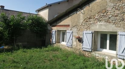 Village house 5 rooms of 91 m² in Lathus-Saint-Rémy (86390)