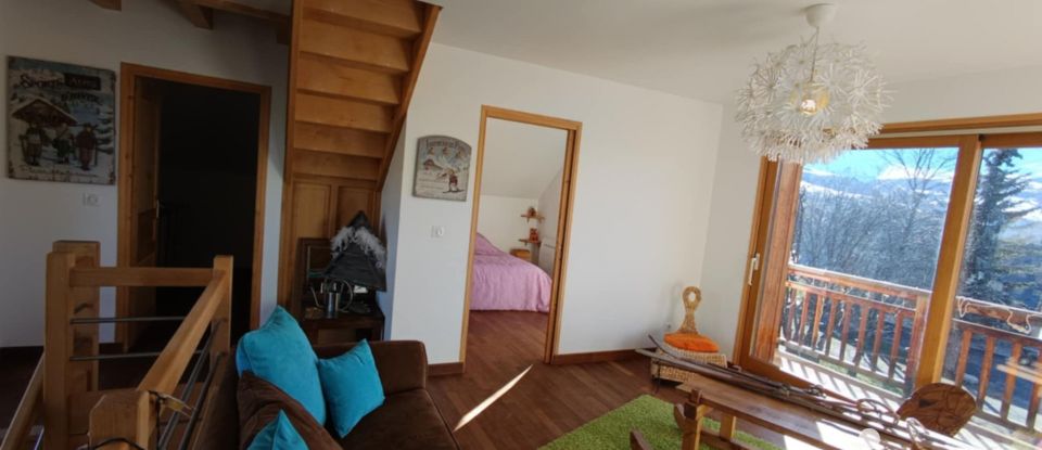 Châlet 10 pièces de 195 m² à Albiez-Montrond (73300)