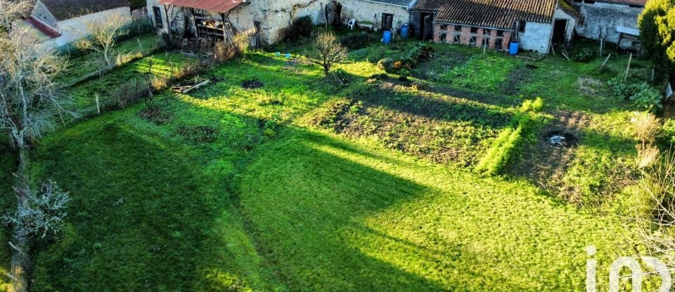 Traditional house 8 rooms of 230 m² in Saint-Léger-Magnazeix (87190)