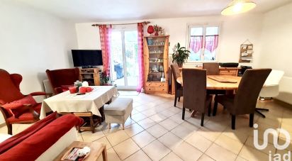 House 5 rooms of 96 m² in Fleury-Mérogis (91700)