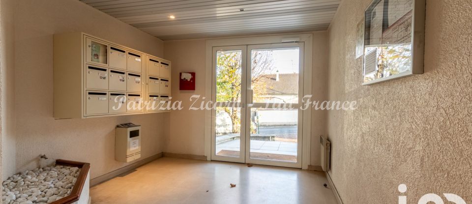 Studio 1 pièce de 32 m² à La Ville-du-Bois (91620)