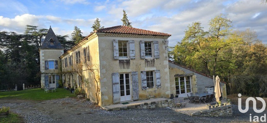 Mansion 7 rooms of 261 m² in Jegun (32360)