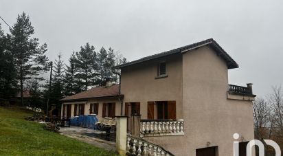 Maison traditionnelle 8 pièces de 180 m² à Martignat (01100)