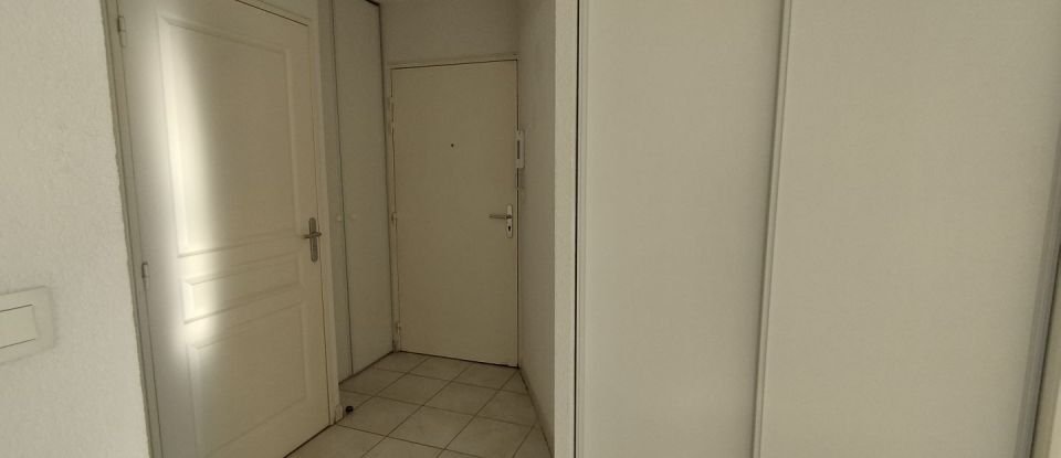 Apartment 2 rooms of 38 m² in Peymeinade (06530)