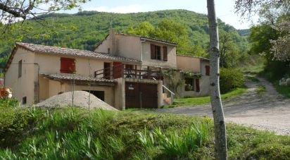 Country house 12 rooms of 222 m² in Charens (26310)