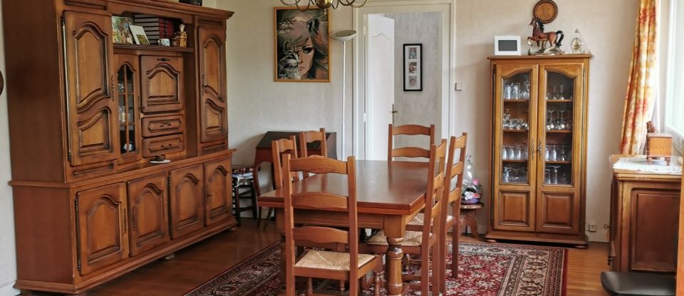 Appartement 4 pièces de 90 m² à La Rochelle (17000)