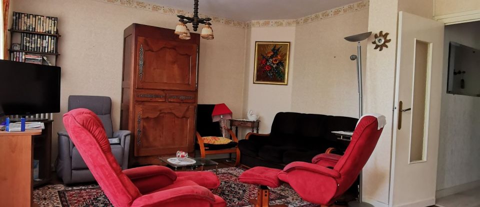 Appartement 4 pièces de 90 m² à La Rochelle (17000)