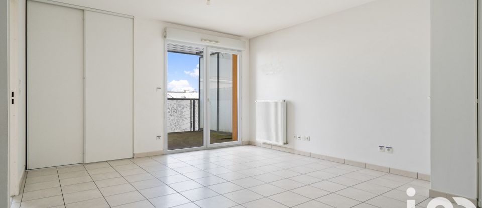 Appartement 2 pièces de 44 m² à Vénissieux (69200)