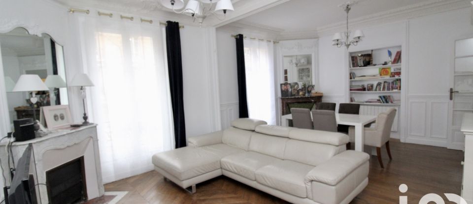 Apartment 3 rooms of 70 m² in Paris (75020)