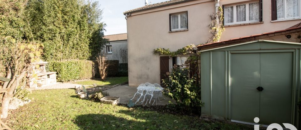 Maison 5 pièces de 87 m² à Fontenay-le-Fleury (78330)