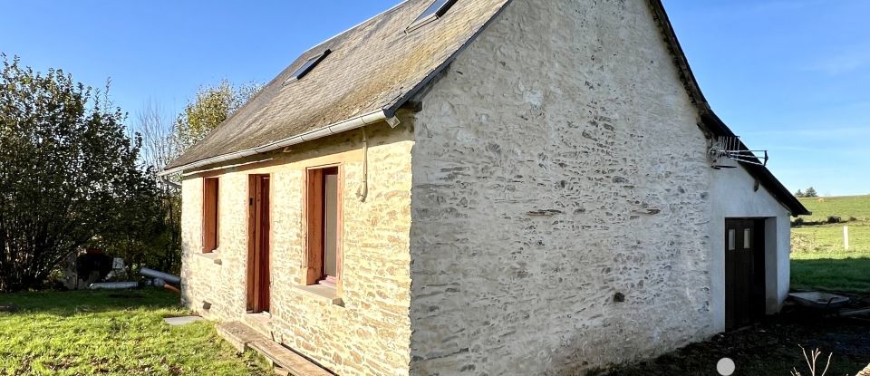 Maison de campagne 4 pièces de 60 m² à Saint-Martin-Sepert (19210)