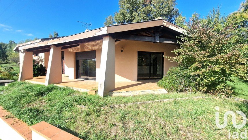 Maison 6 pièces de 180 m² à Moissac (82200)