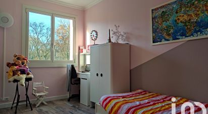 Apartment 4 rooms of 84 m² in Vaucresson (92420)