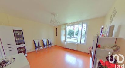 Apartment 3 rooms of 52 m² in La Chapelle-Saint-Luc (10600)