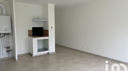 Appartement 2 pièces de 43 m² à Combs-la-Ville (77380)