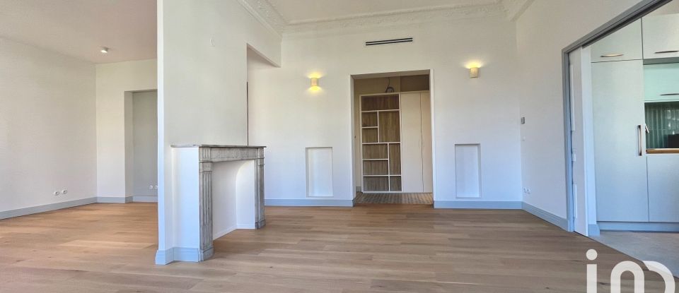 Appartement 5 pièces de 111 m² à Toulon (83000)