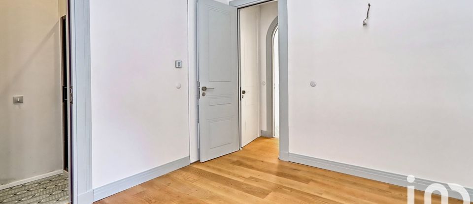 Appartement 5 pièces de 111 m² à Toulon (83000)