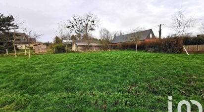 Land of 1,000 m² in Le Faulq (14130)