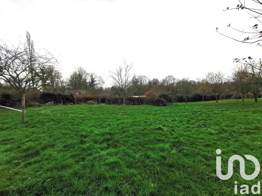 Terrain de 1 000 m² à Pont-l'Évêque (14130)