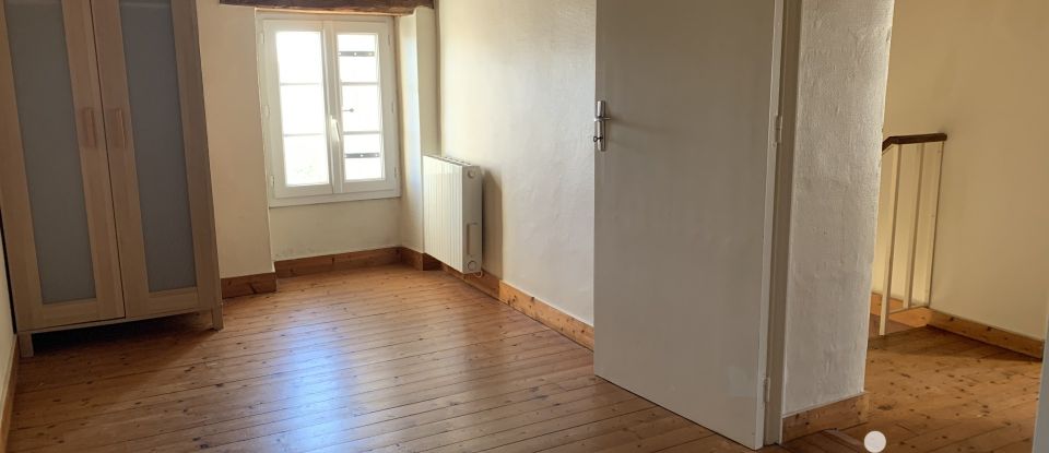 Maison 3 pièces de 74 m² à Médis (17600)