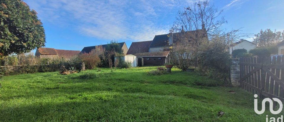 Village house 3 rooms of 61 m² in La Celle (18200)