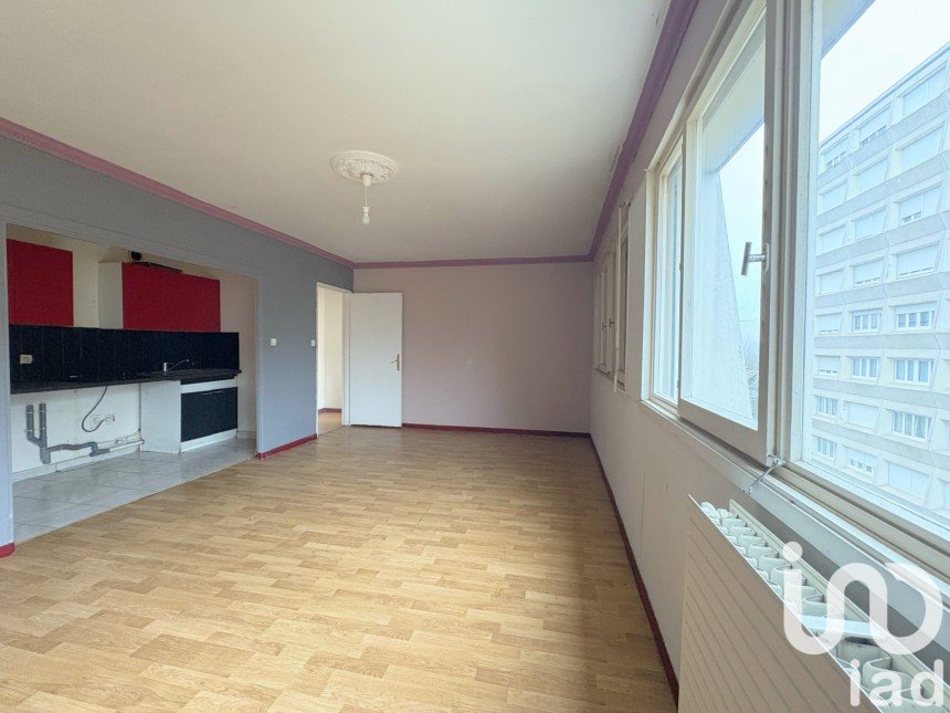 Appartement 2 pièces de 49 m² à Metz (57070)