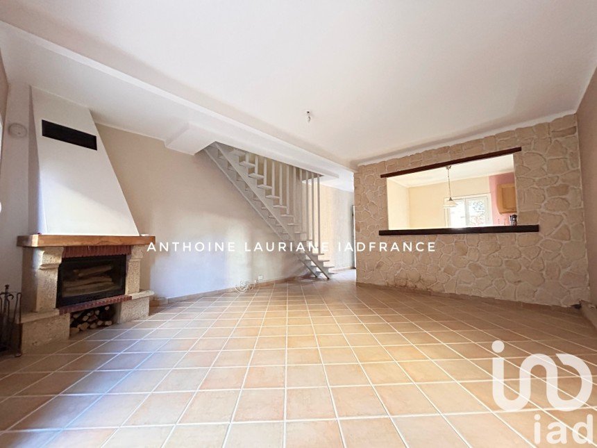 House 4 rooms of 82 m² in La Seyne-sur-Mer (83500)