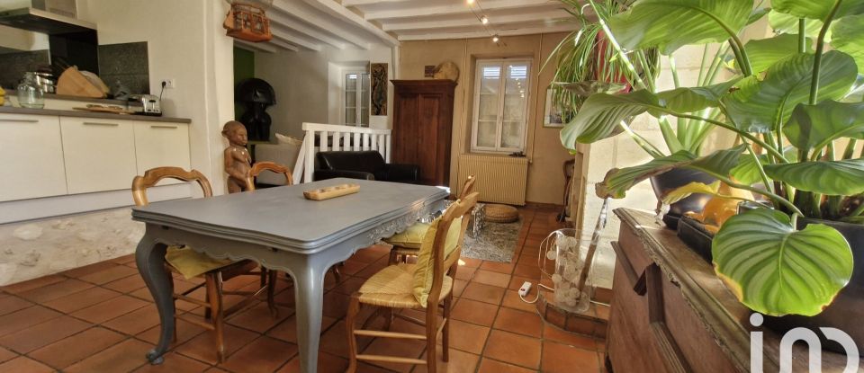 House 7 rooms of 175 m² in Camarsac (33750)