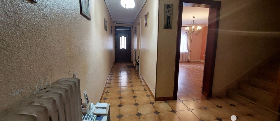 Village house 6 rooms of 185 m² in Serrouville (54560)