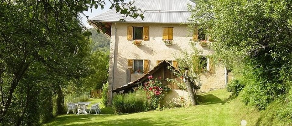 Bastide 4 rooms of 80 m² in Saint-Sauveur (05200)