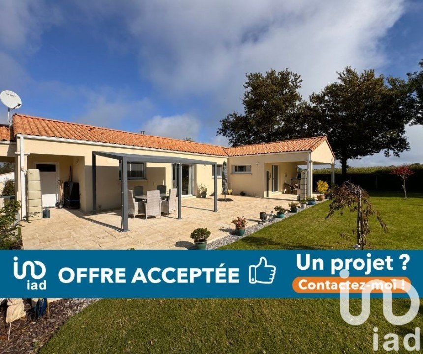 Maison 5 pièces de 108 m² à Saint-Maurice-le-Girard (85390)