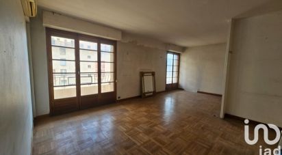 Appartement 3 pièces de 77 m² à Marseille (13006)