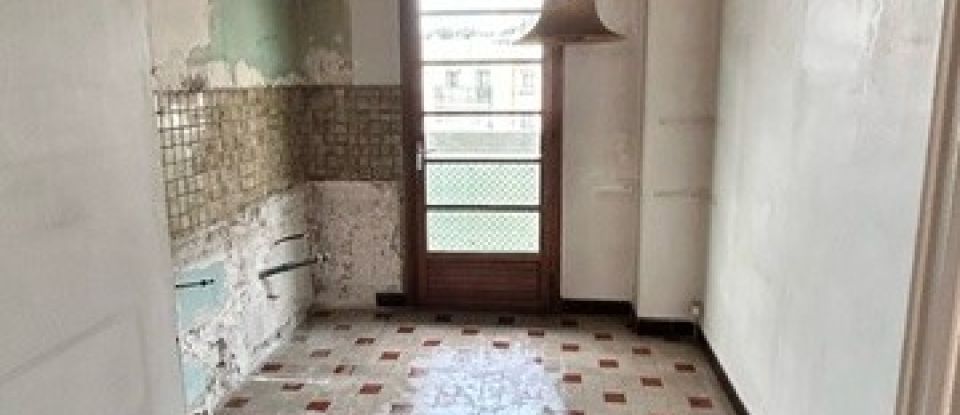 Appartement 3 pièces de 77 m² à Marseille (13006)