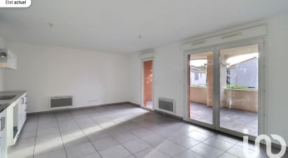 Appartement 3 pièces de 66 m² à Châteauneuf-le-Rouge (13790)