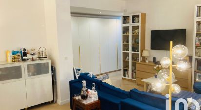 Appartement 3 pièces de 61 m² à Paris (75016)