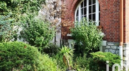 Traditional house 5 rooms of 100 m² in Montreuil (93100)