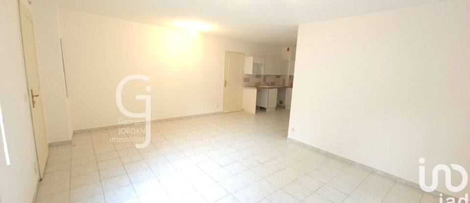 Appartement 3 pièces de 64 m² à Saint-Raphaël (83700)