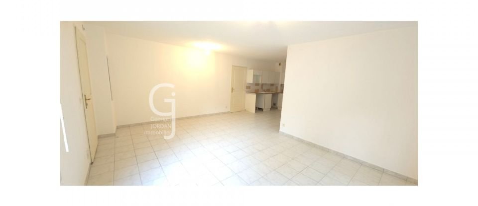 Appartement 3 pièces de 64 m² à Saint-Raphaël (83700)