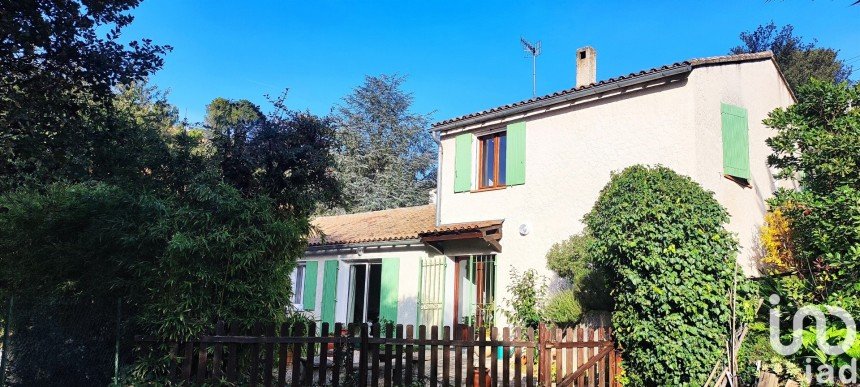 Maison traditionnelle 5 pièces de 136 m² à Pierrefeu-du-Var (83390)