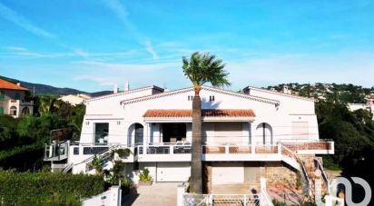 House 5 rooms of 159 m² in Sainte-Maxime (83120)