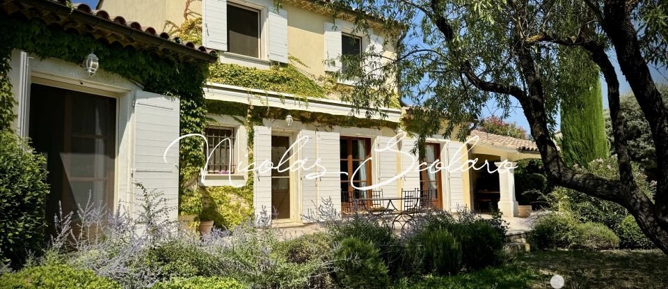 Maison 5 pièces de 139 m² à Cabrières-d'Avignon (84220)