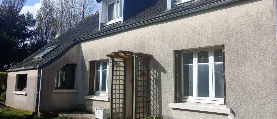 Traditional house 4 rooms of 80 m² in SAINT-THÉGONNEC (29410)