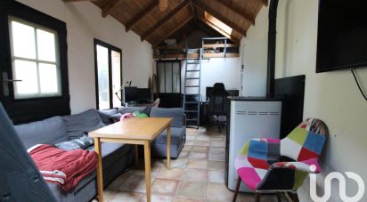 Cottage 1 room of 29 m² in Saint-Rémy-l'Honoré (78690)