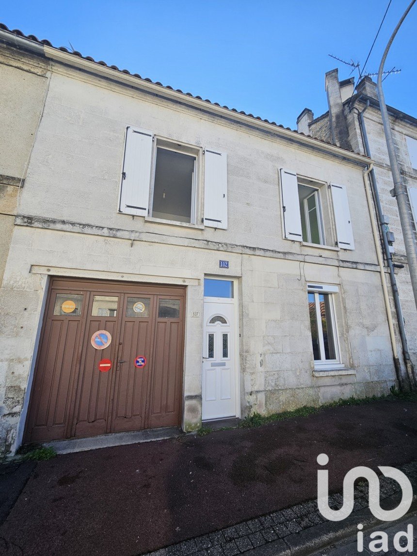 Maison de ville 4 pièces de 80 m² à Ruelle-sur-Touvre (16600)