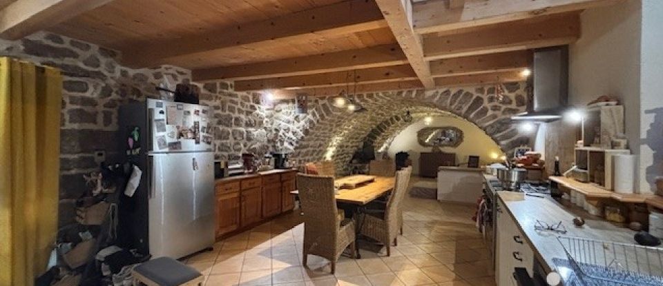 Country house 10 rooms of 205 m² in Labastide-sur-Bésorgues (07600)