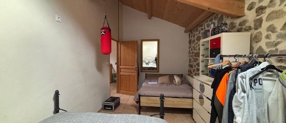 Country house 10 rooms of 205 m² in Labastide-sur-Bésorgues (07600)